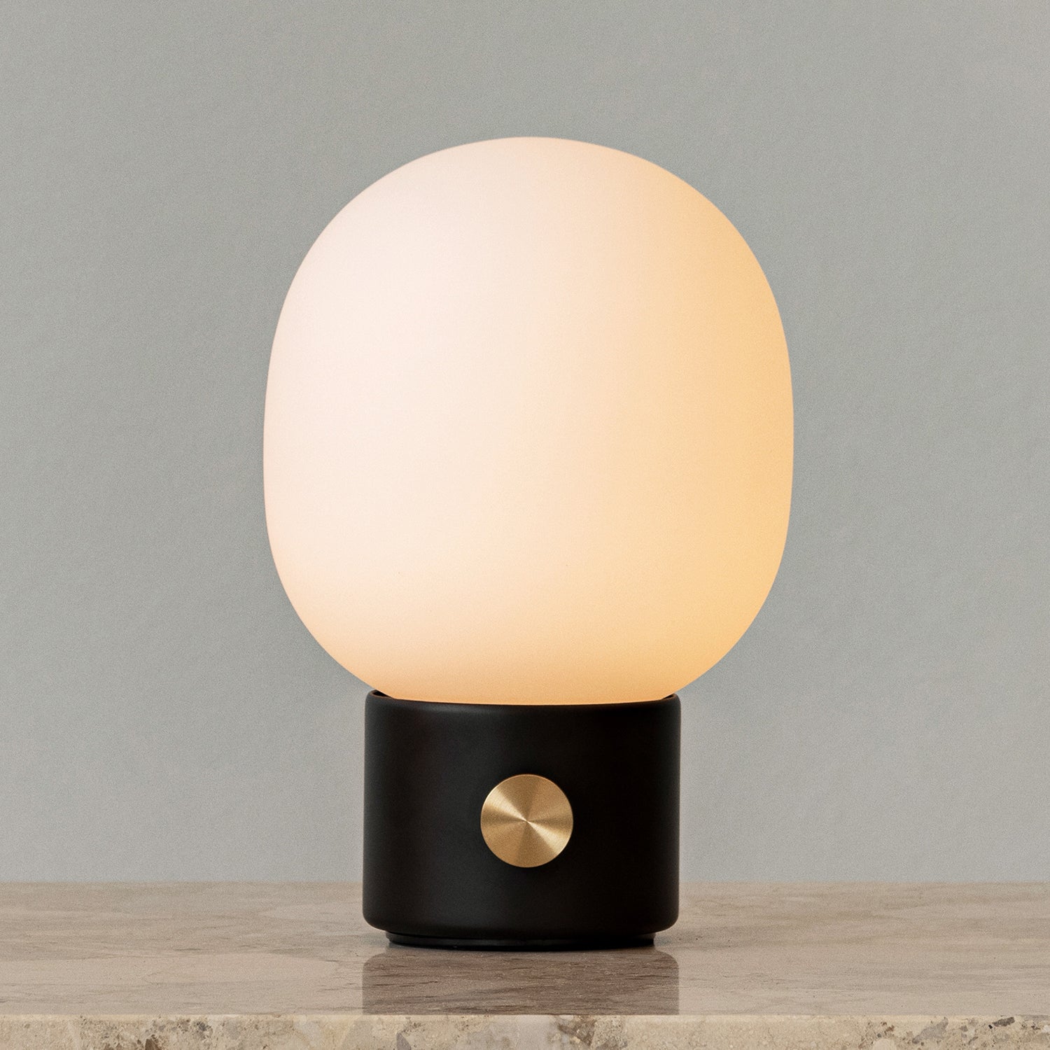 JWDA Portable Table Lamp - The Design Choice