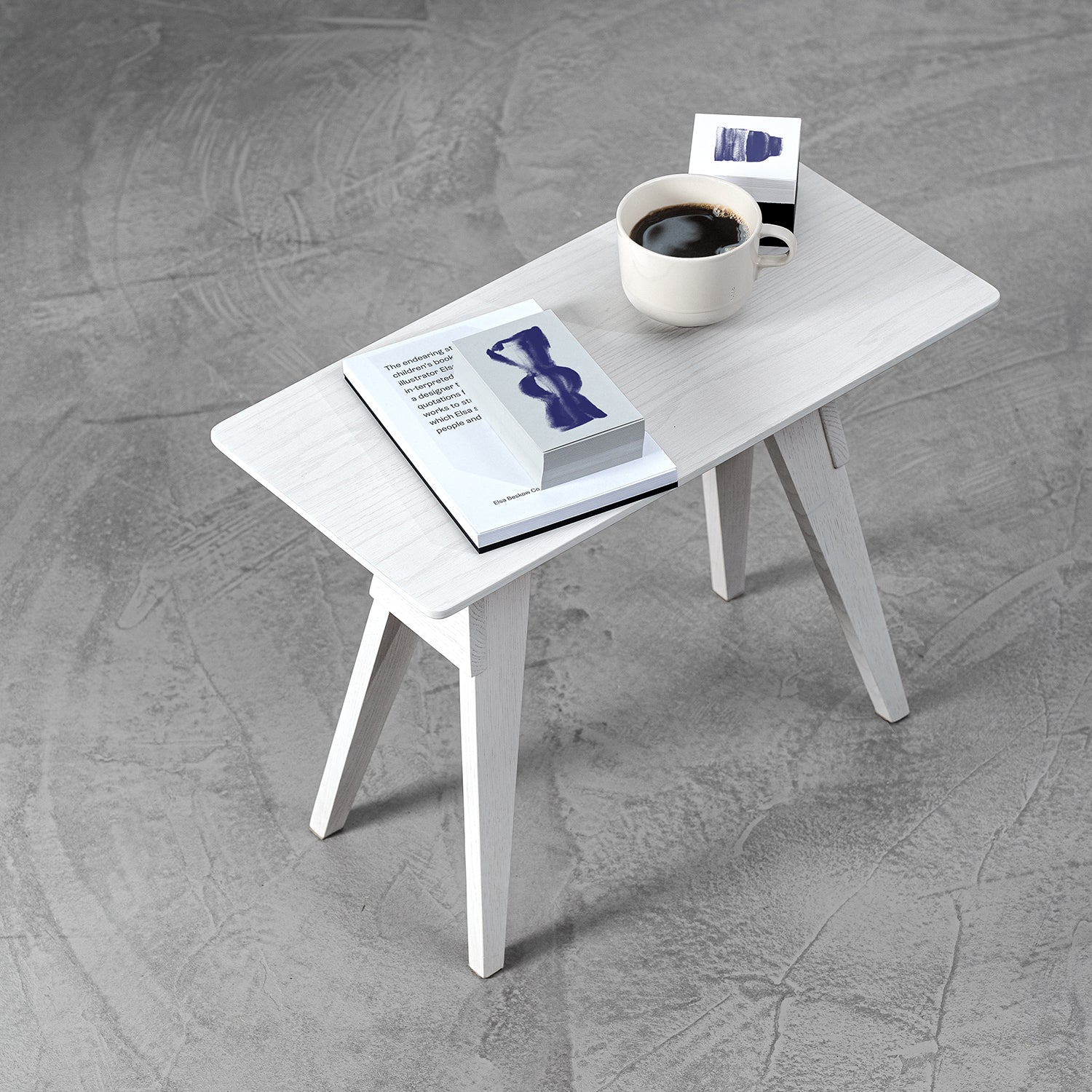 Arco Small Table - The Design Choice