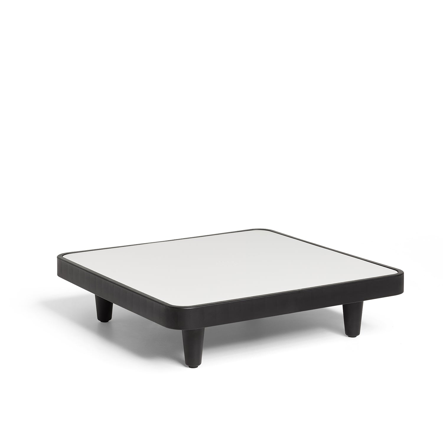 Paletti Table - The Design Choice