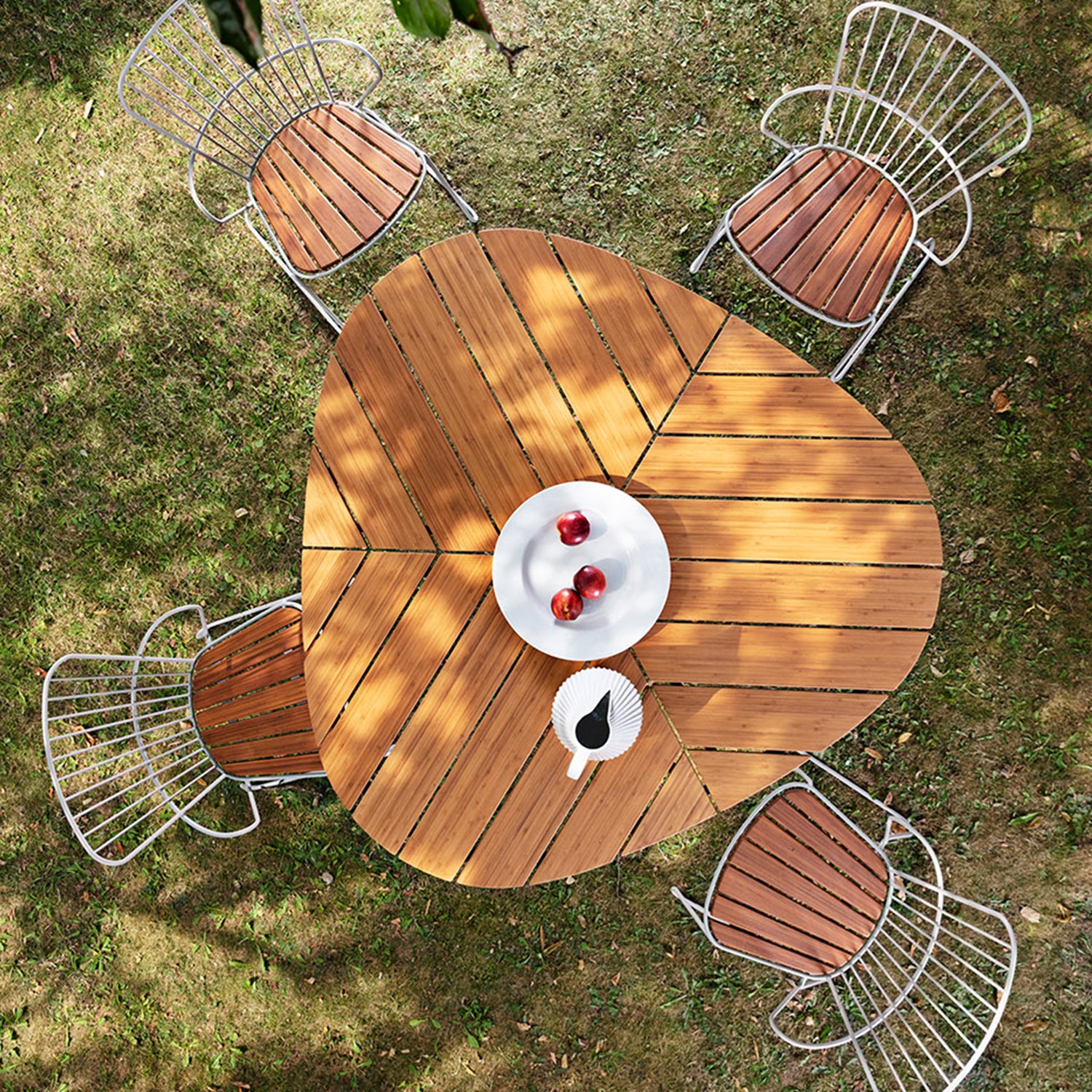Leaf Dining Table - The Design Choice