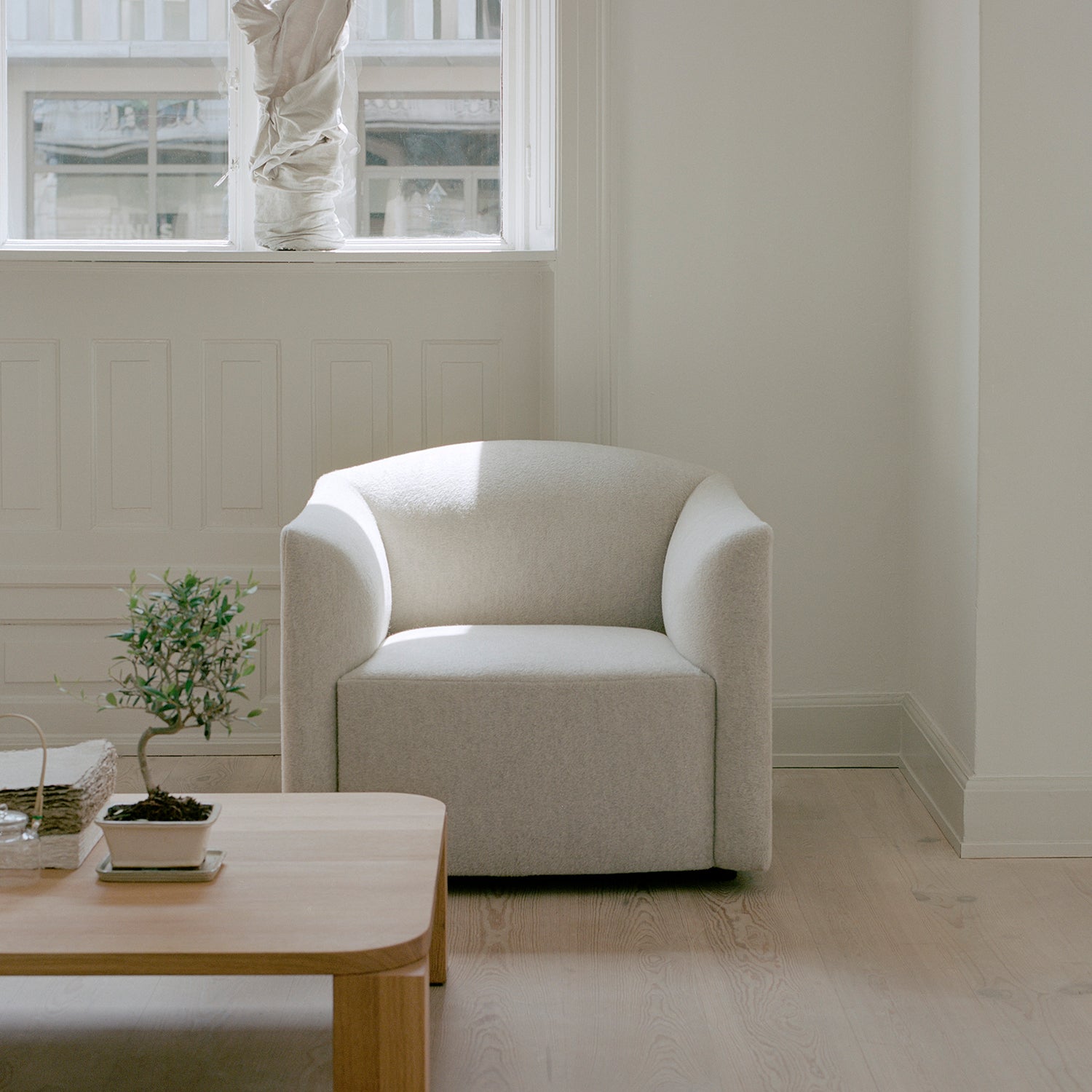 Shore Lounge Chair - The Design Choice