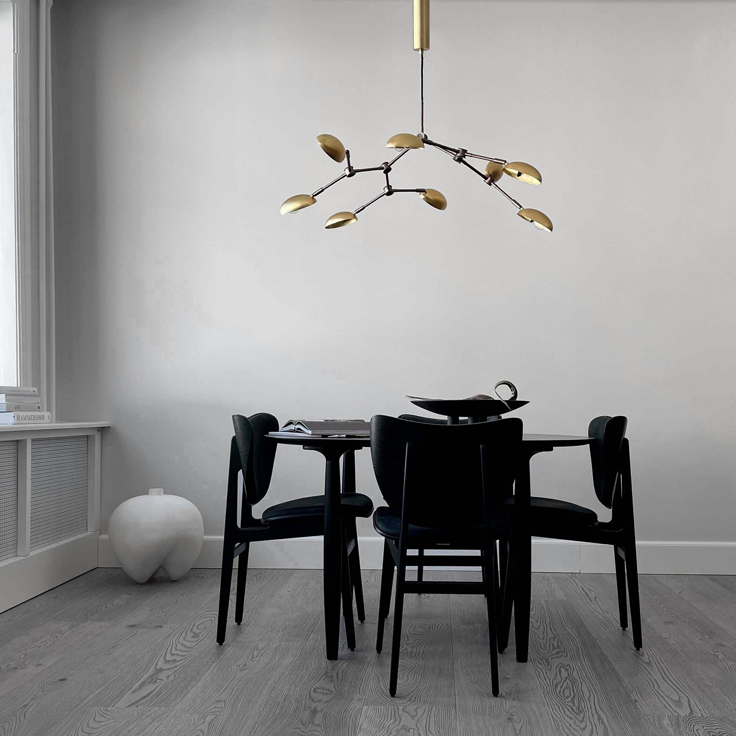 101 Copenhagen Drop Chandelier in brass