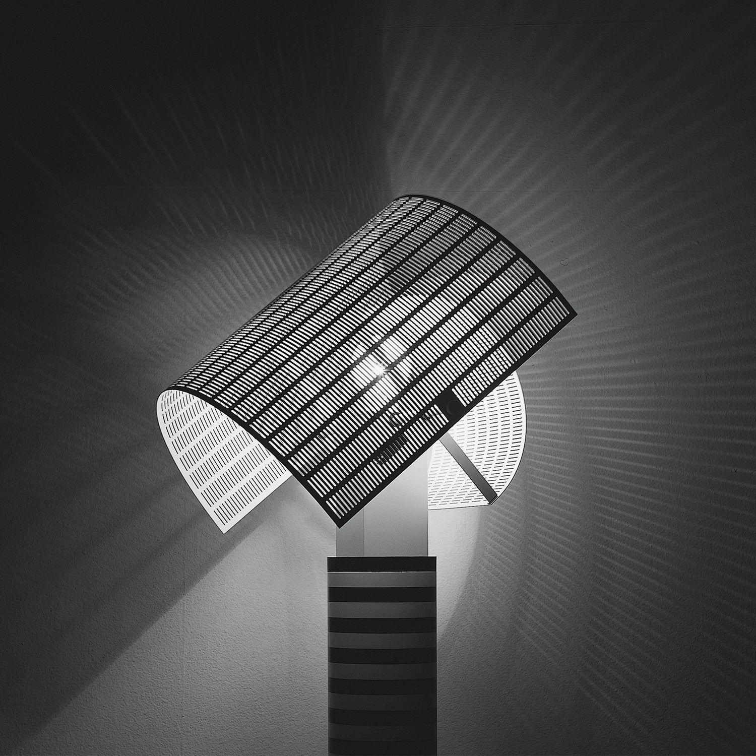 Artemide Shogun table lamp ambience image