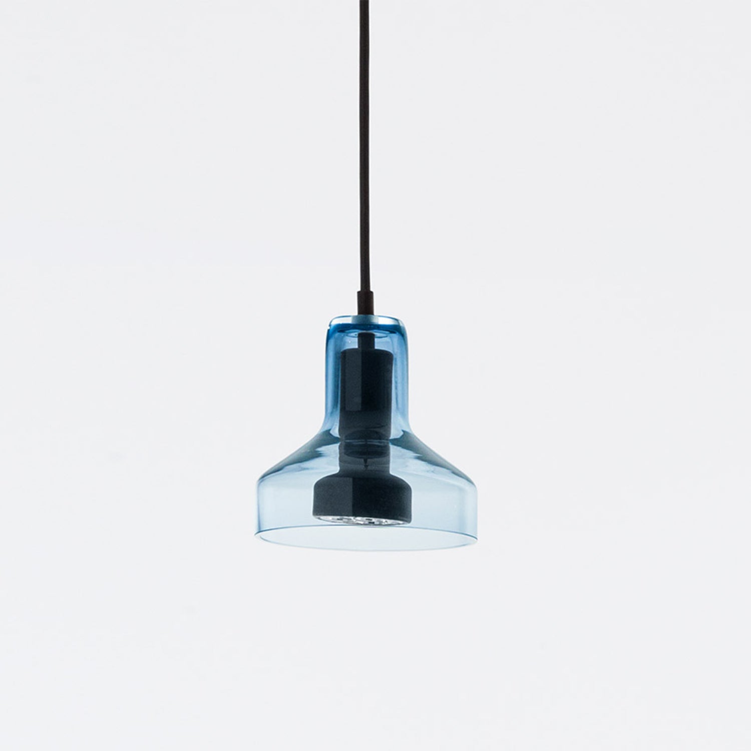 Artemide Stablight A pendant light in aquamarine