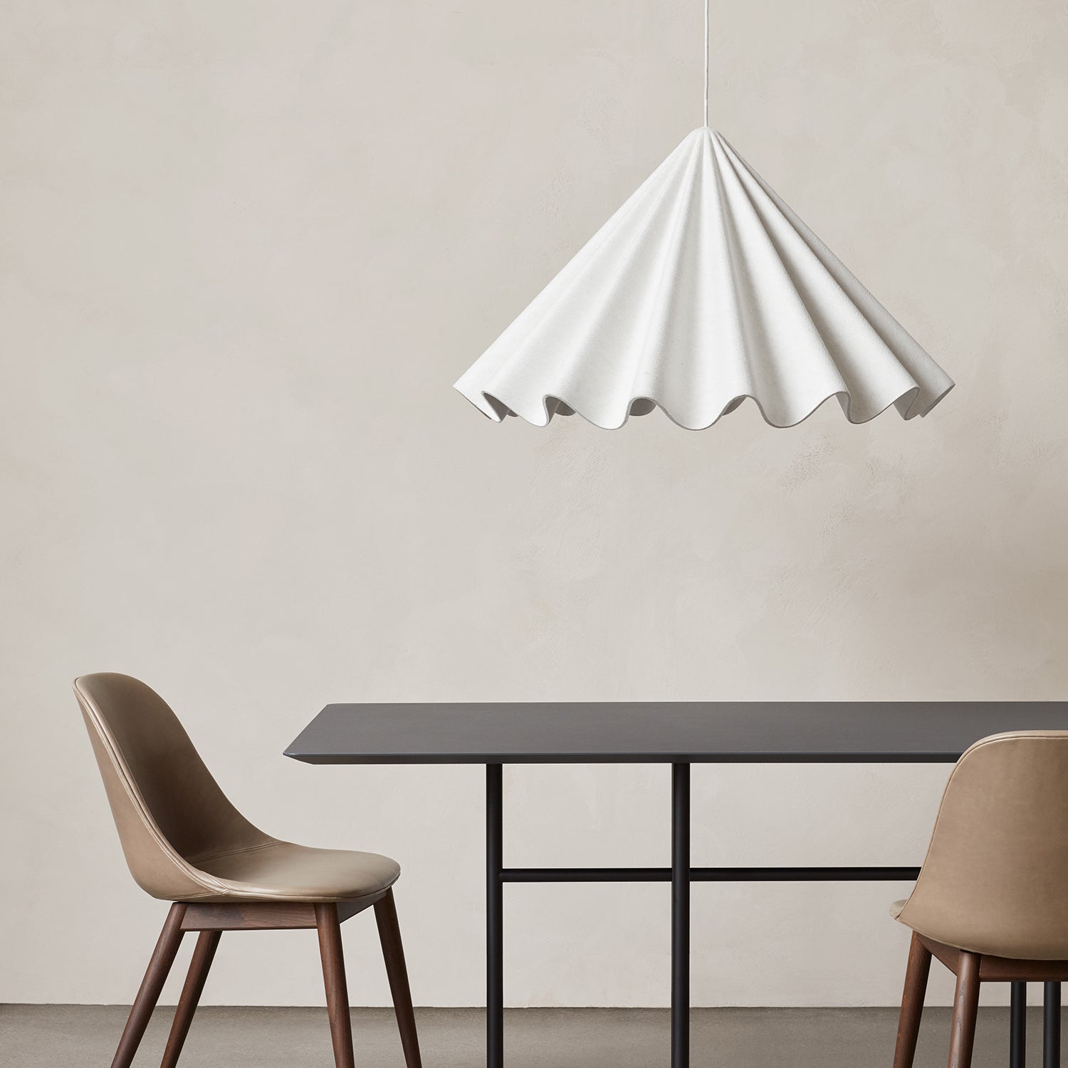 Dancing Pendant Lamp - The Design Choice