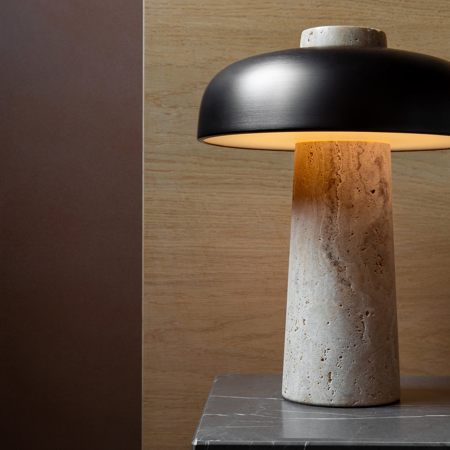 Reverse Table Lamp - The Design Choice