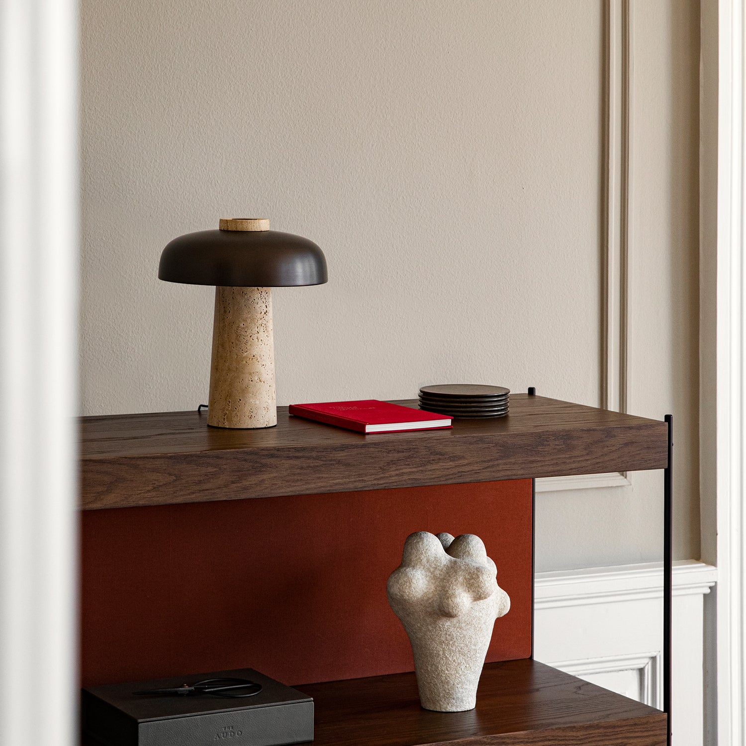 Reverse Table Lamp - The Design Choice