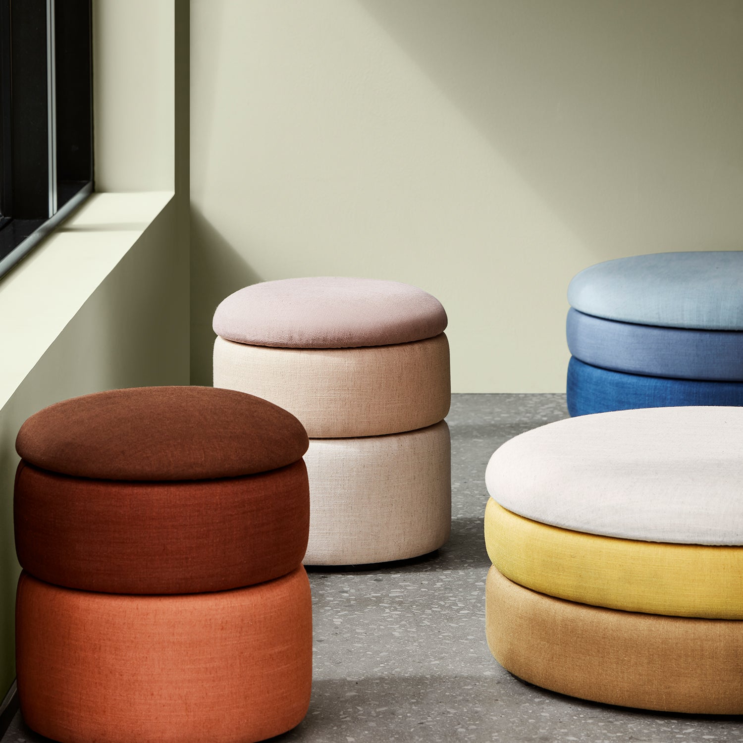 Pond Pouf - The Design Choice