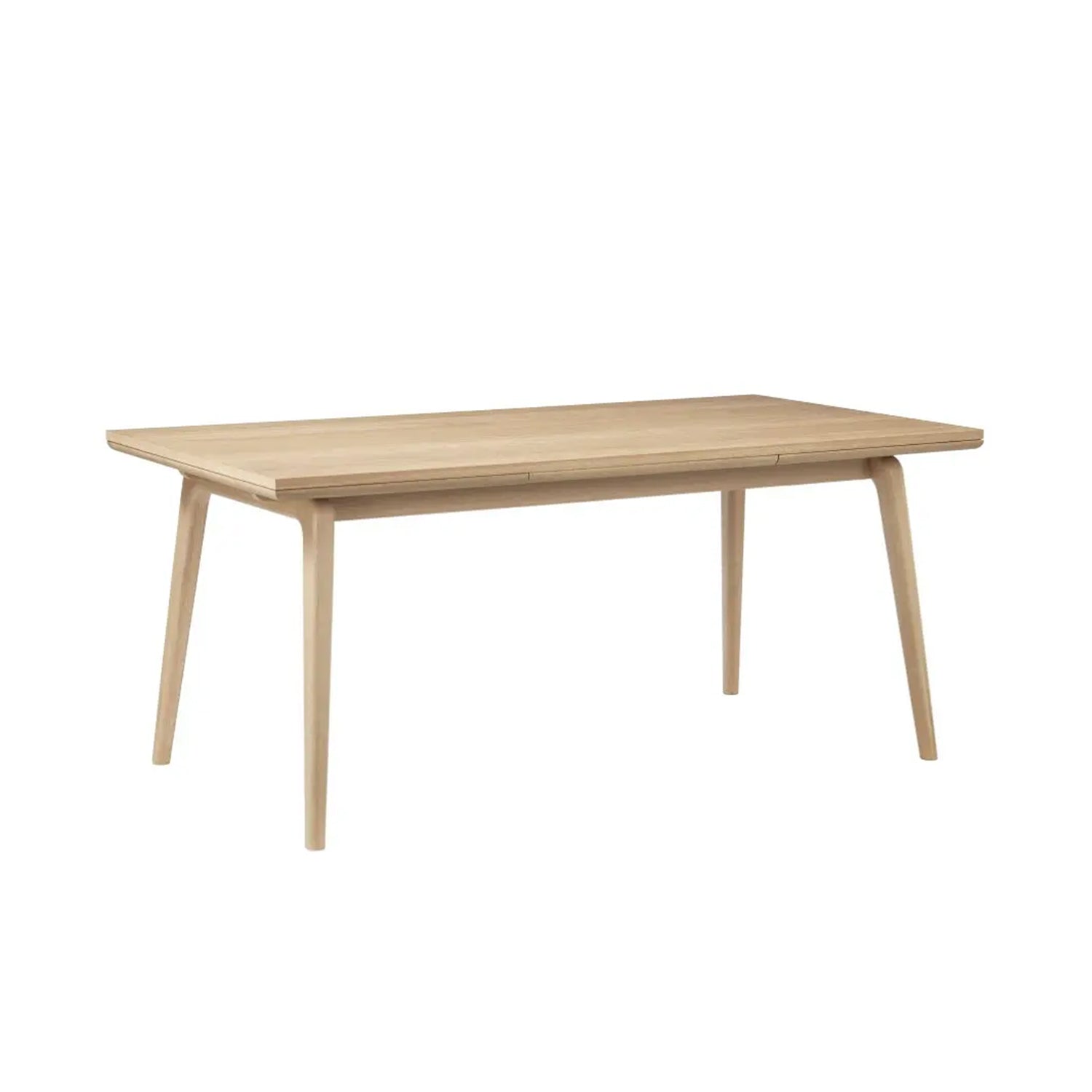 FDB Møbler C65 Extendable dining table