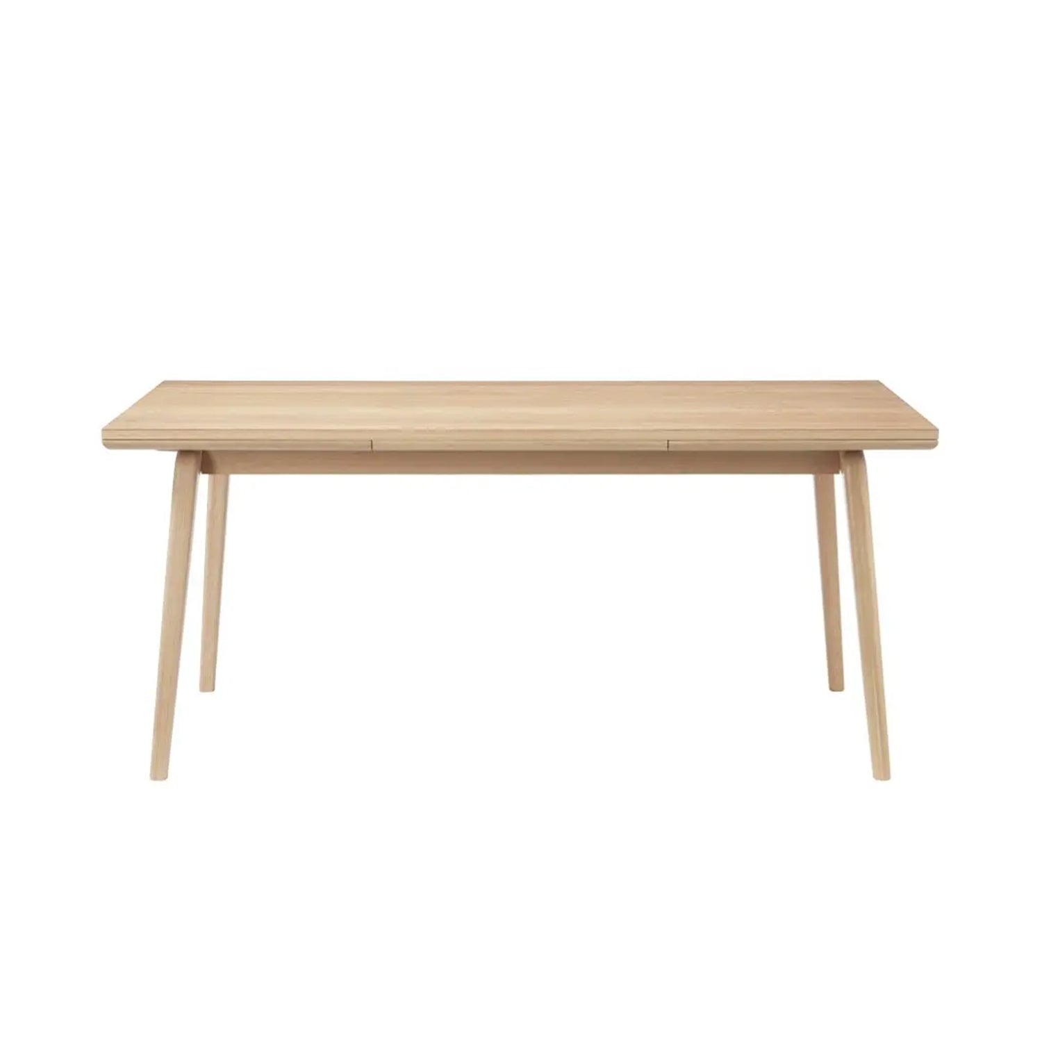 FDB Møbler C65 Extendable dining table