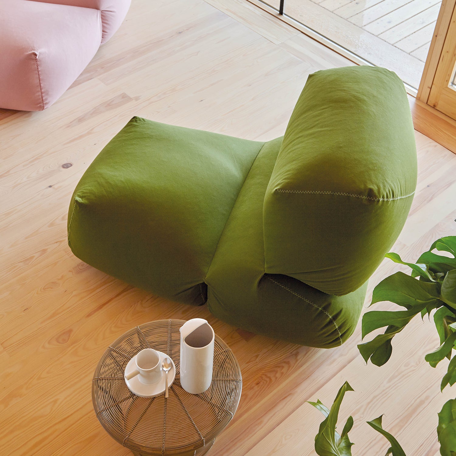 Gan Grapy bean bag in green ambience image