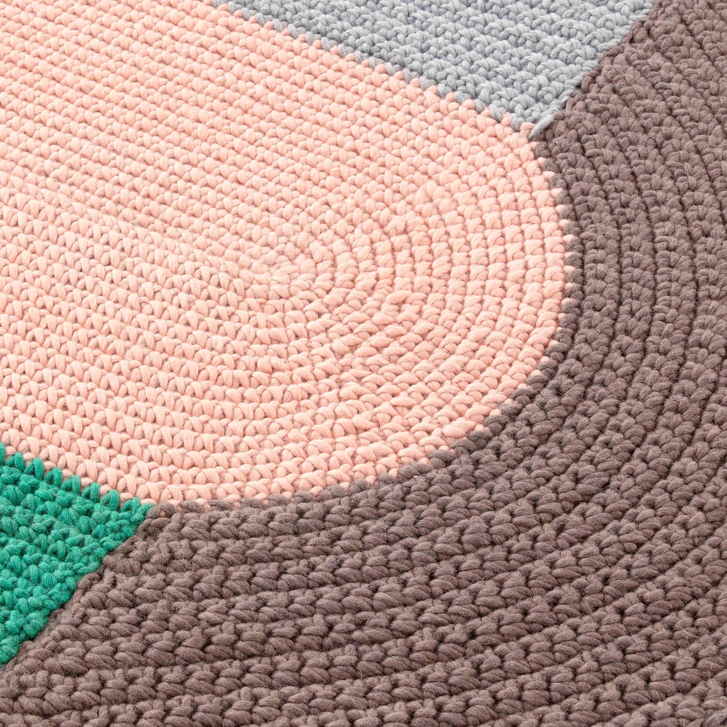 Gan Crochet mono rug in pink detail shot