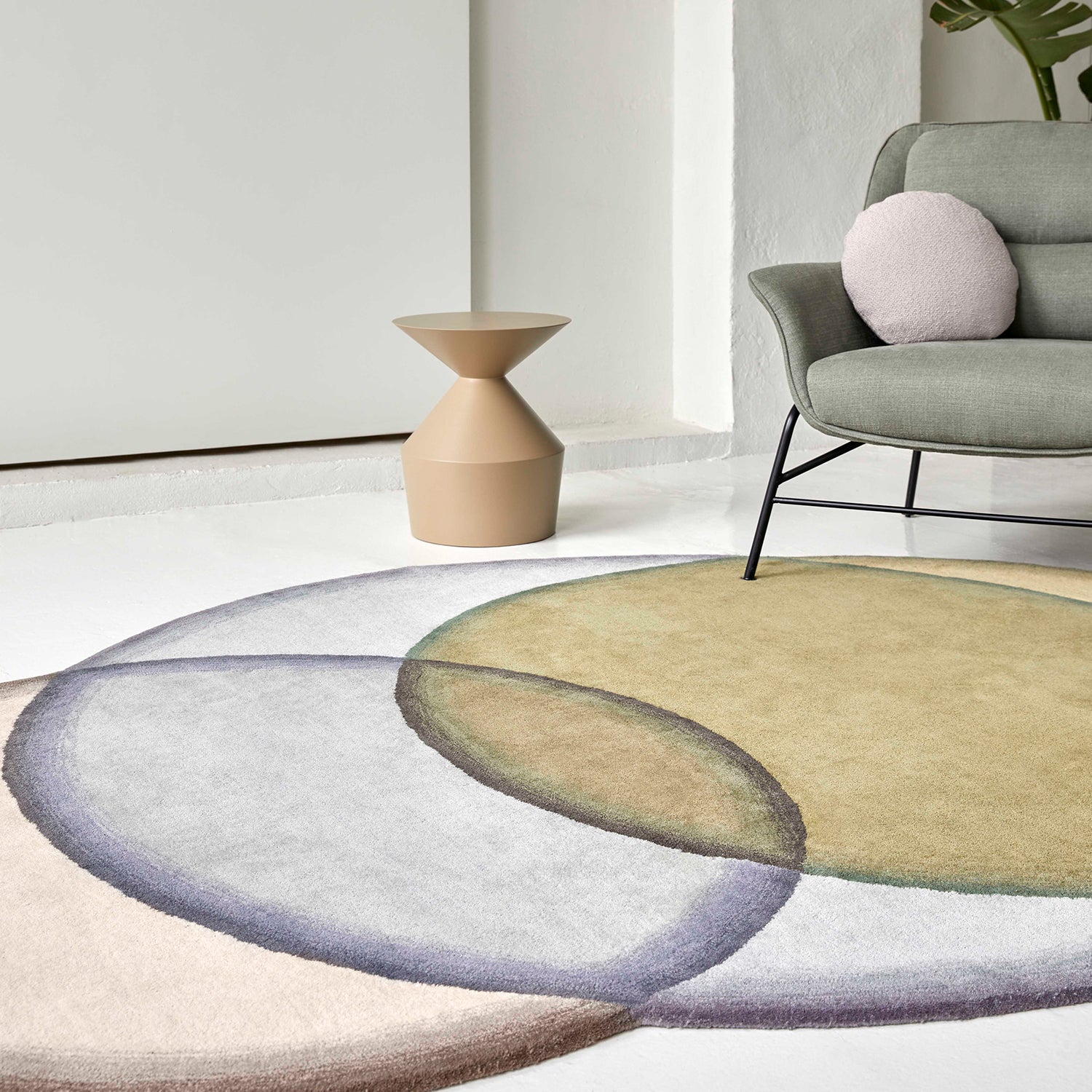 Gan Crystal rug in neutral ambience image