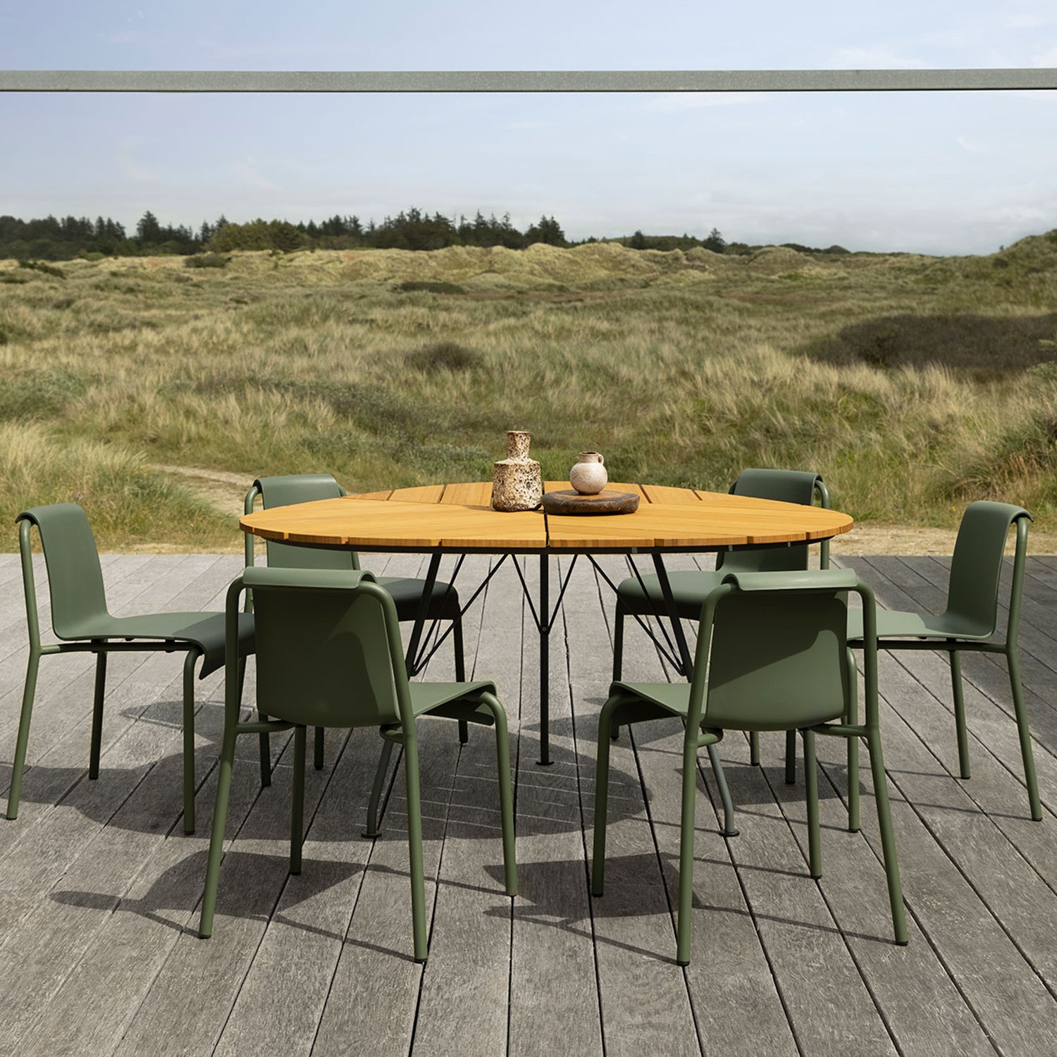 Leaf Dining Table - The Design Choice