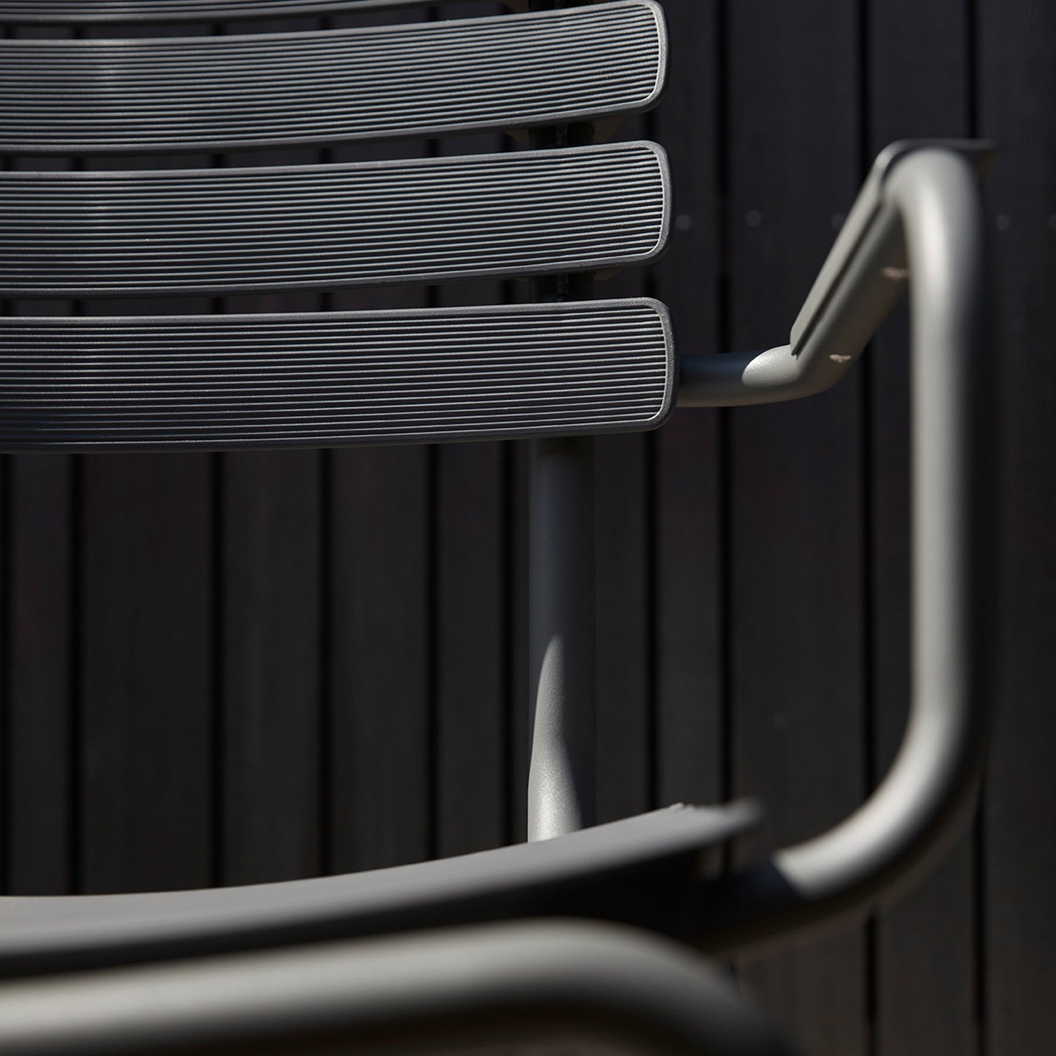 Reclips Dining Chair - The Design Choice