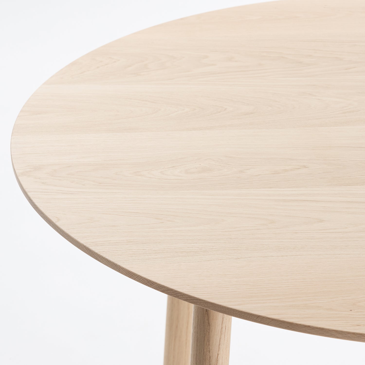 John Green Otis Round 120 Table in Oak detail image