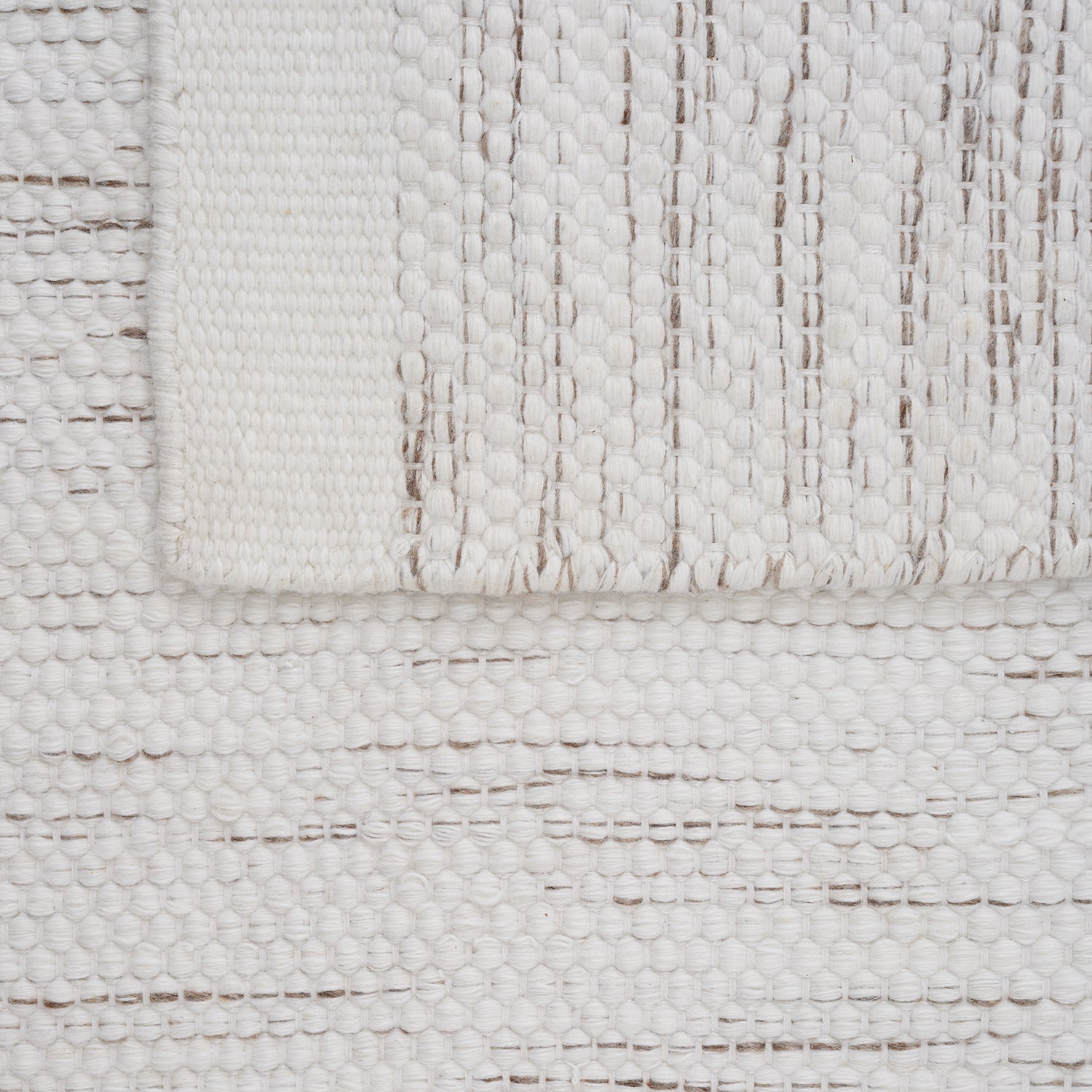 Linie Design Adonic Mist outdoor rug in off white detail shot