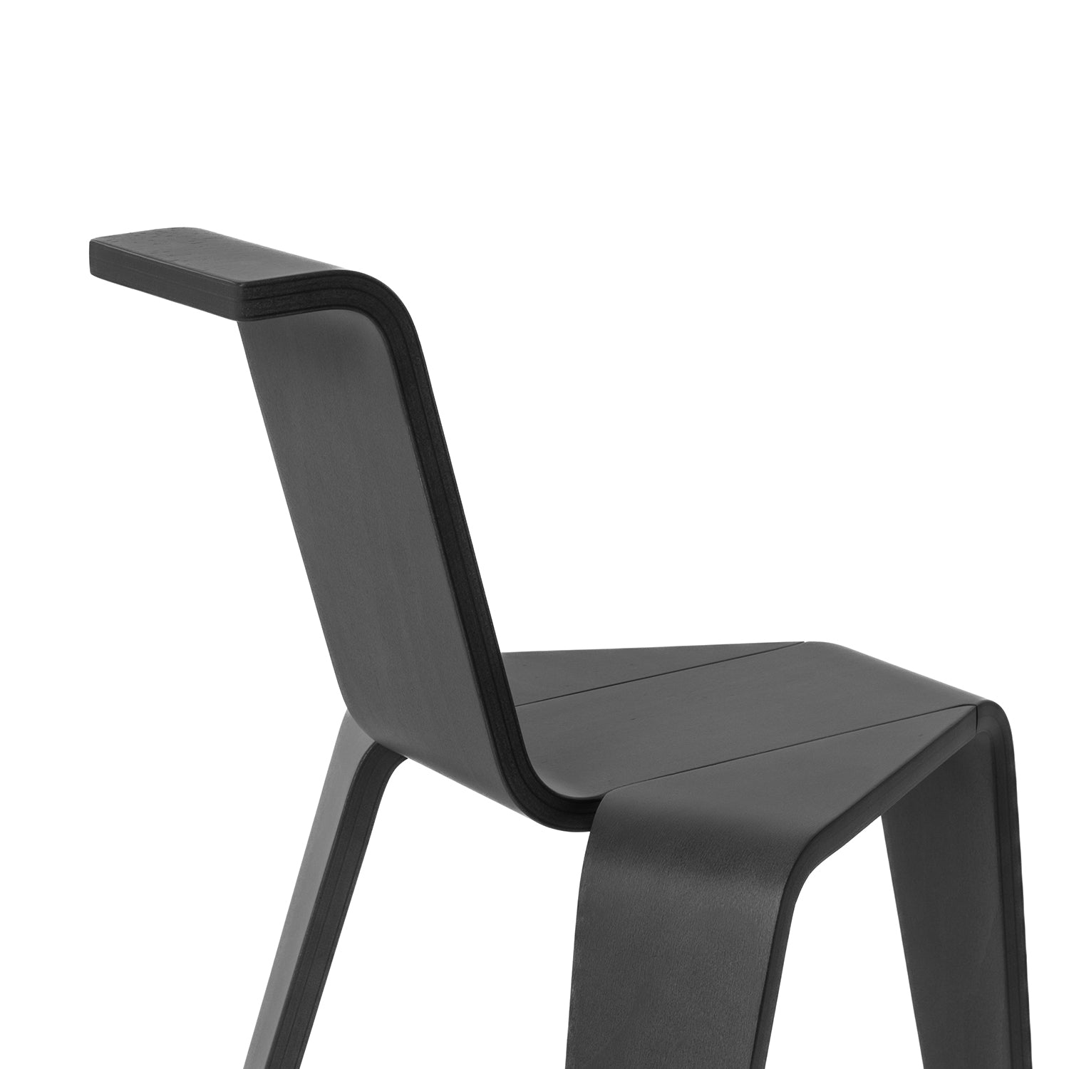 Magis AKA Stool black - The Design Choice