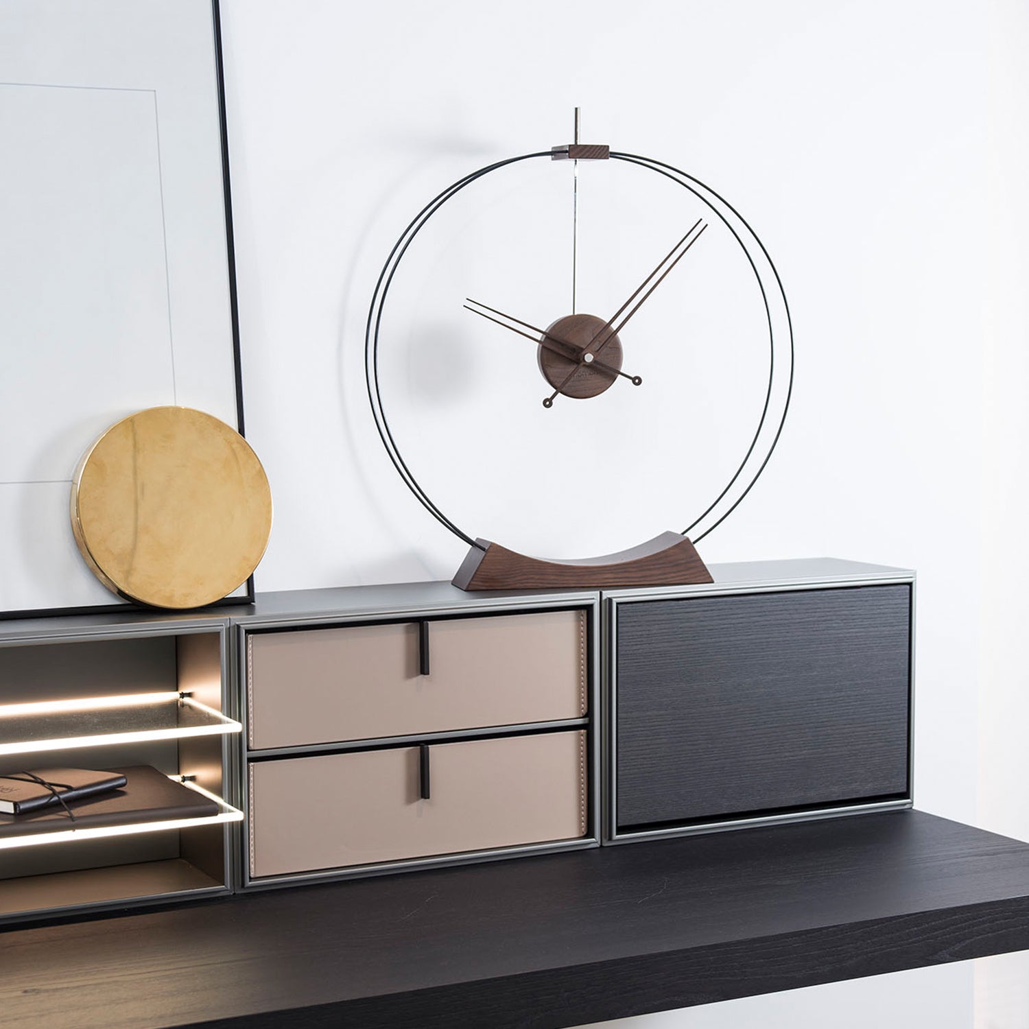 Nomon Aire Table Clock in walnut and chrome ambience image