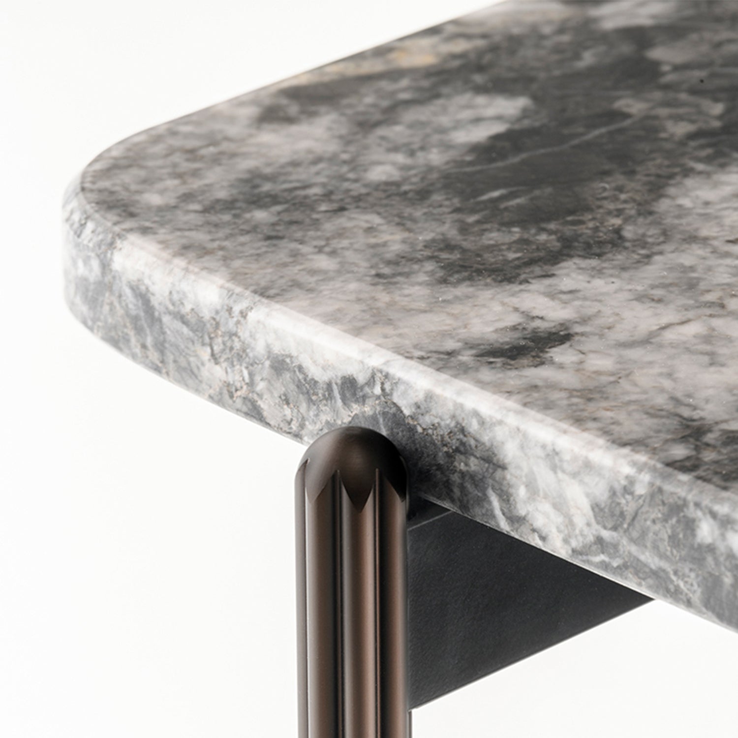 Pedrali Blume coffee side table in composite marble and black brass legs detail image