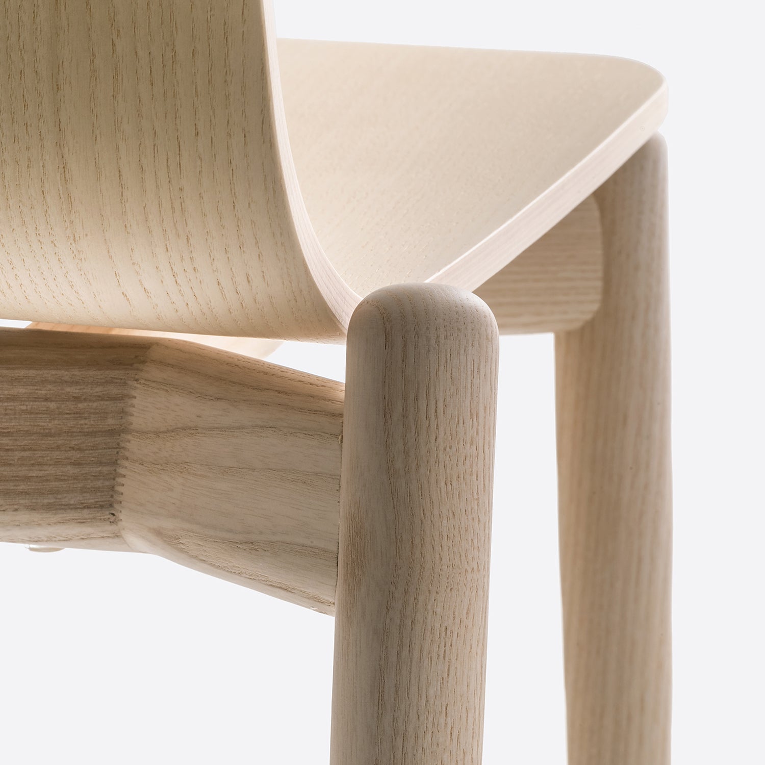 Pedrali Malmo 390 Dining Chair in ash detail