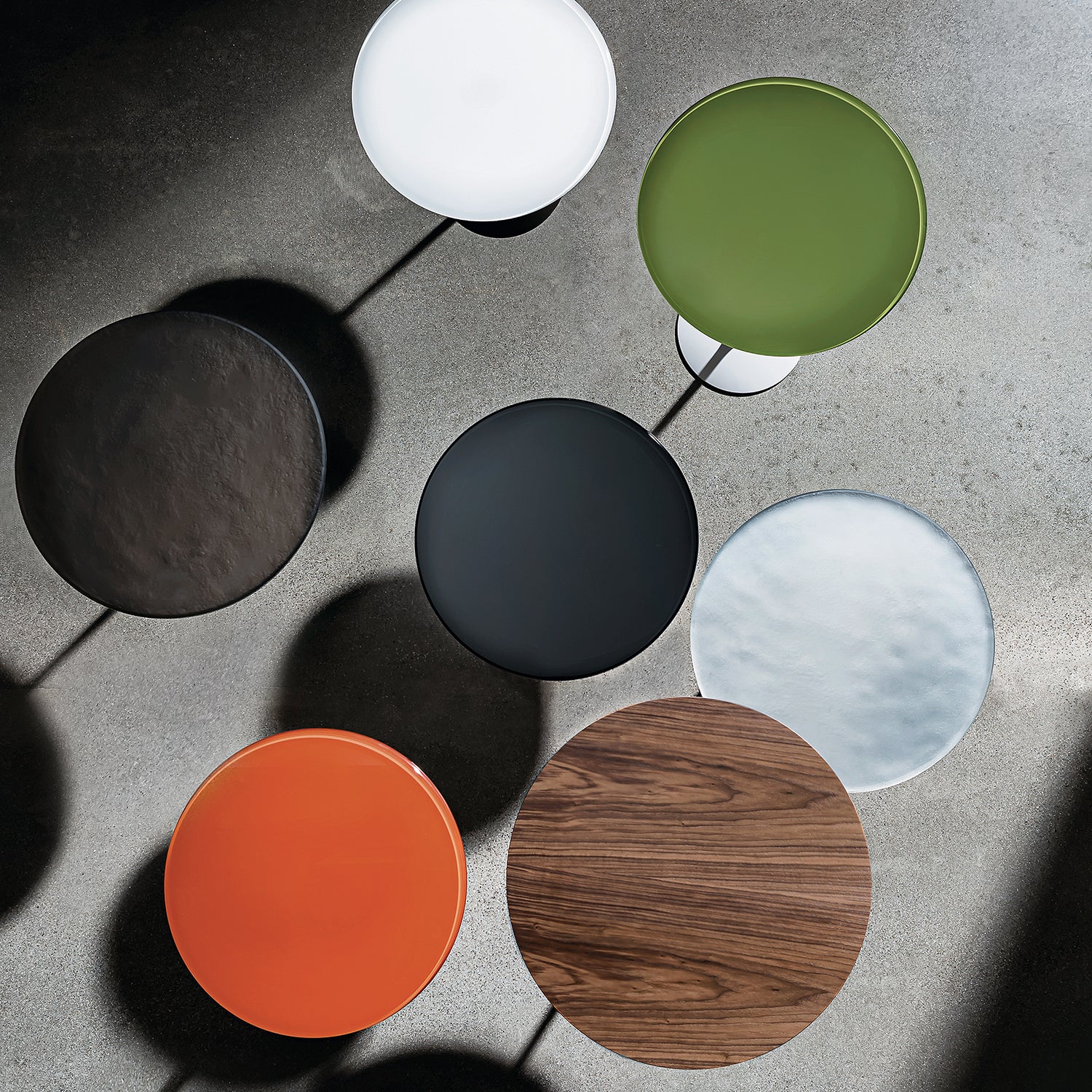 Sovet Italia Tulip Side Table ambience image