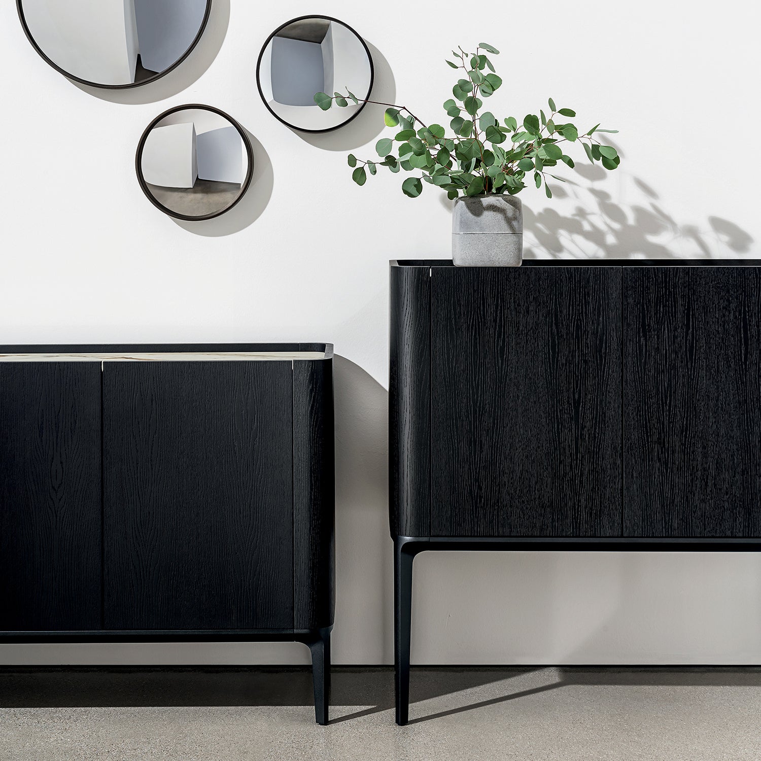 Sovet Italia Madia Slim 2 door sideboard ambience image