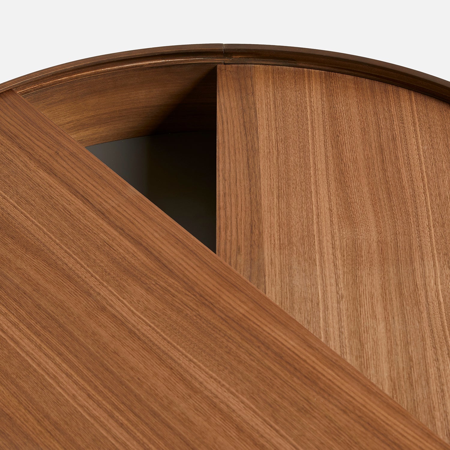 Woud Arc coffee table 66 cm in walnut detail shot