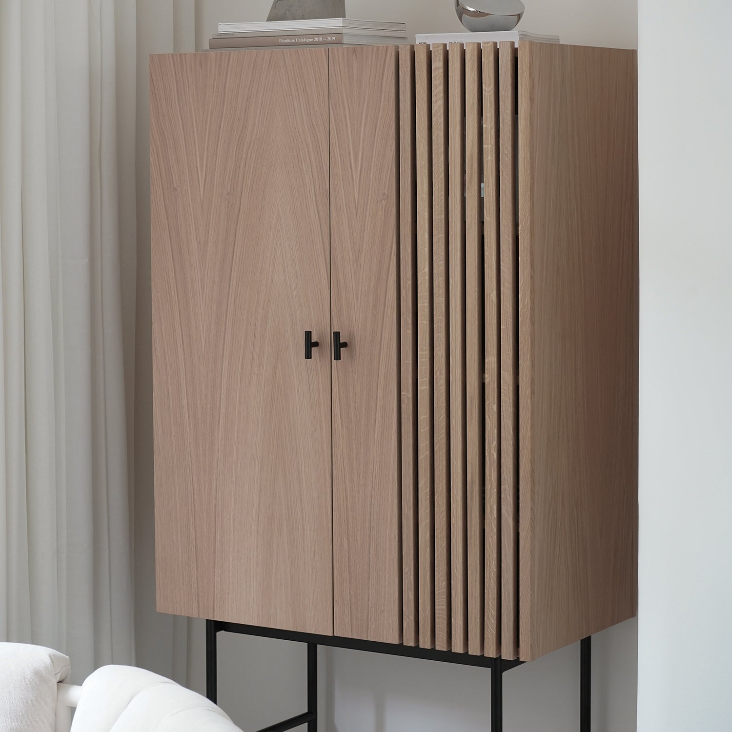 Woud Array Highboard in white oak