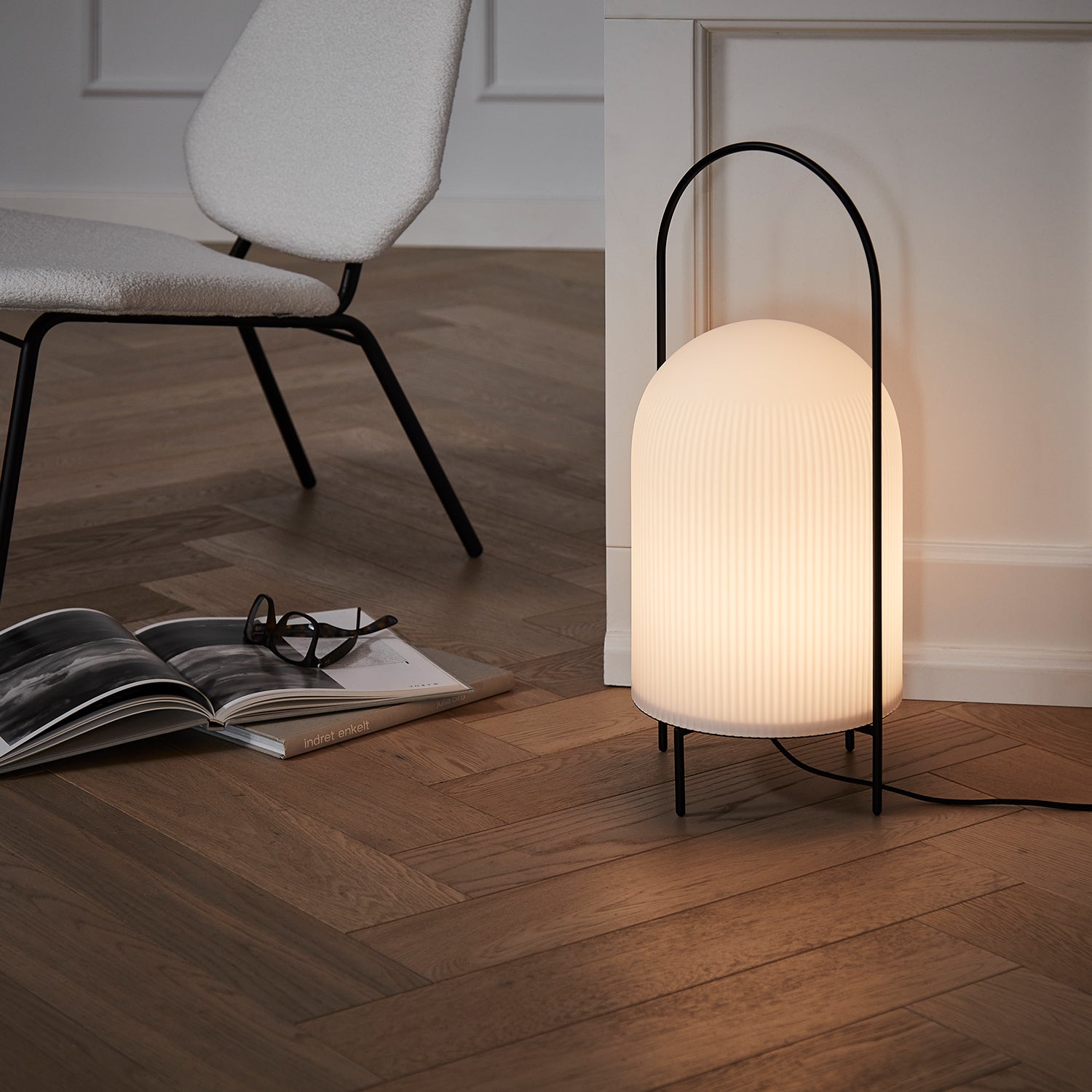 Woud Ghost Floor Lamp