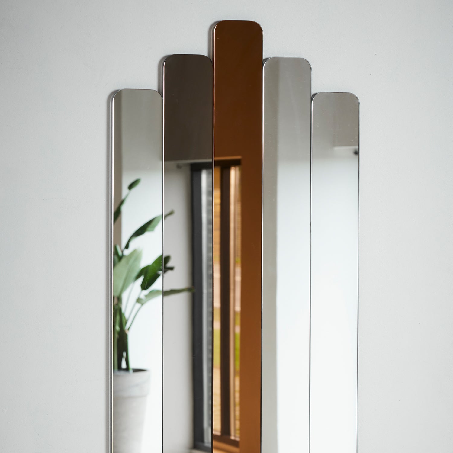 Woud Logs 5 Mirror - The Design Choice