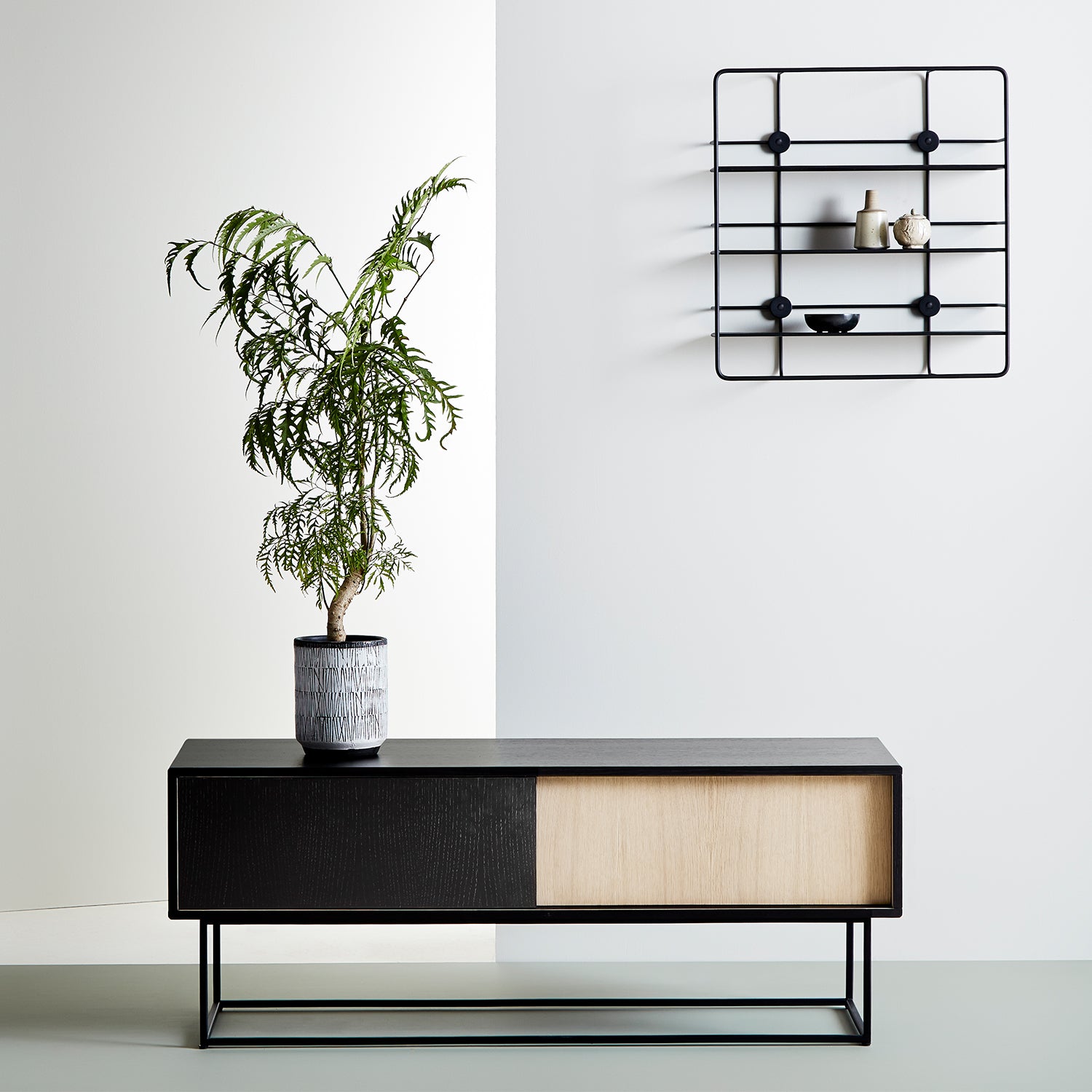 Woud Virka Sideboard Low in white oak and black